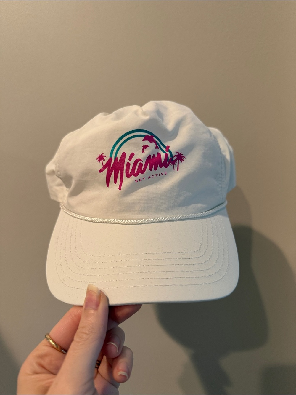 SET ACTIVE Miami Graphic White Hat